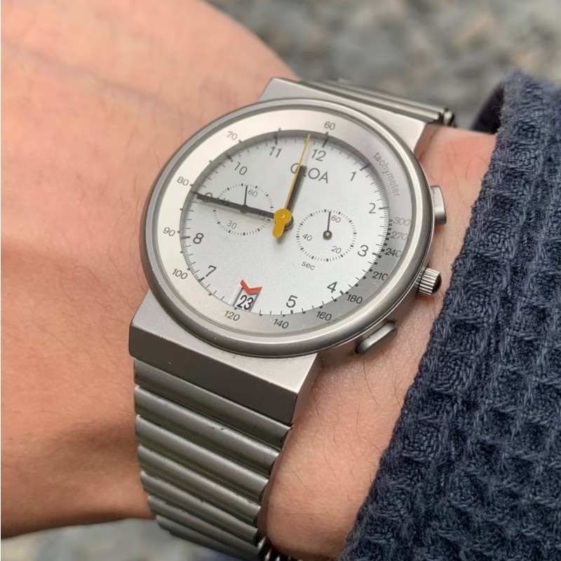 CILOA silver round watch men's - đánh giá và giá Luxury Watch Trends 2025