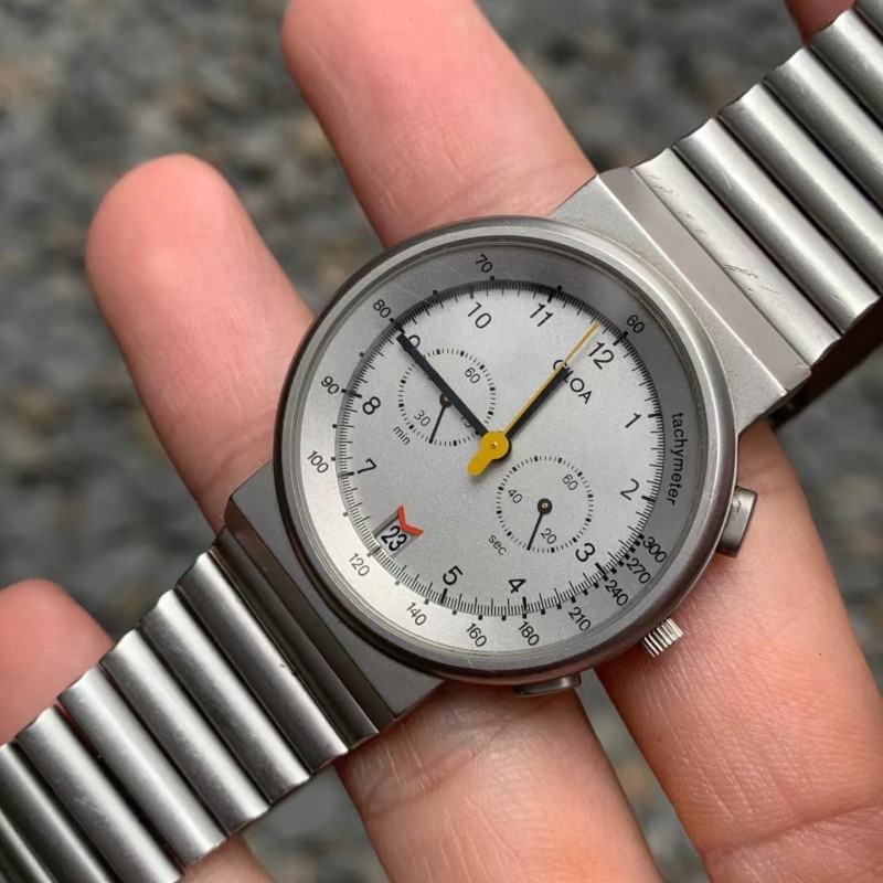 CILOA silver round watch men's - đánh giá và giá Luxury Watch Trends 2025