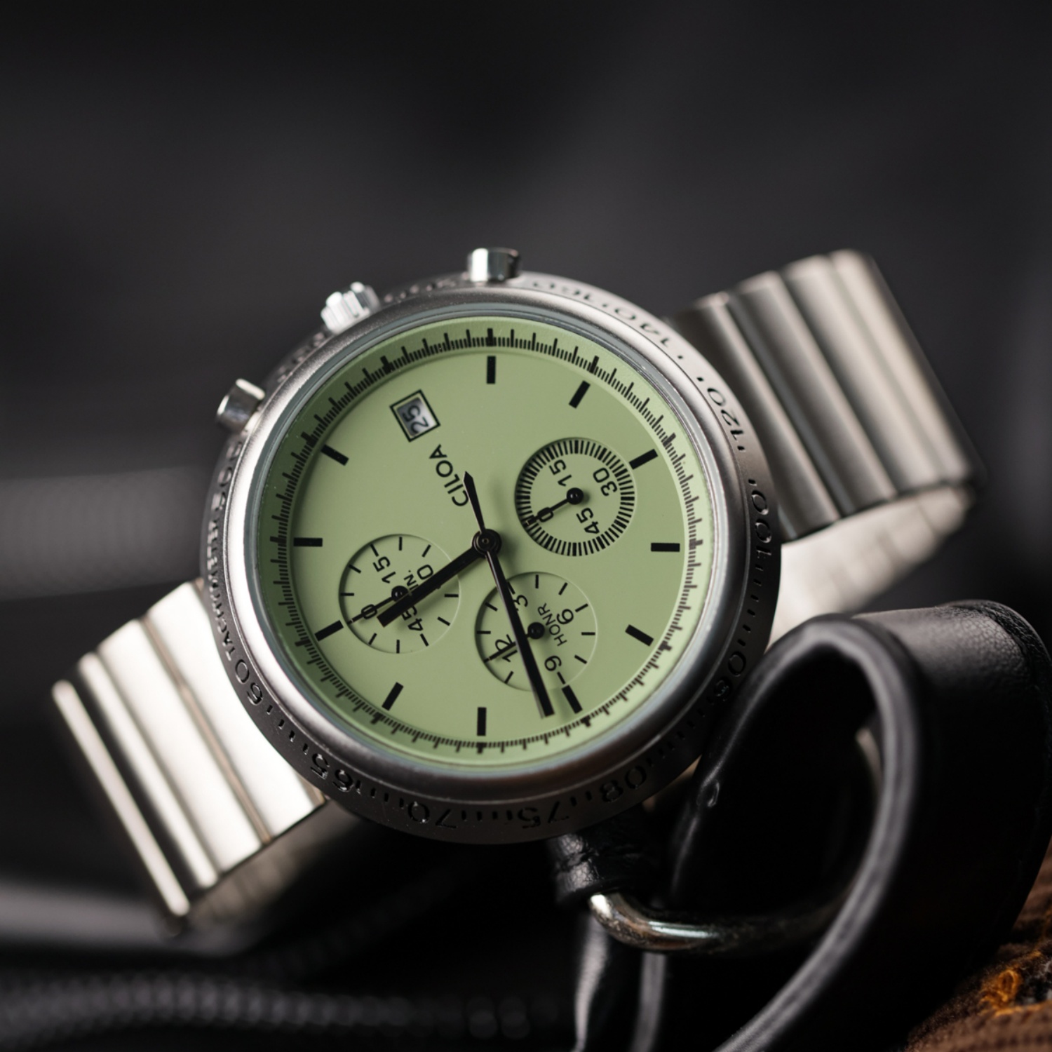 CILOA large dial high-end watc - đánh giá và giá Luxury Watch Trends 2025